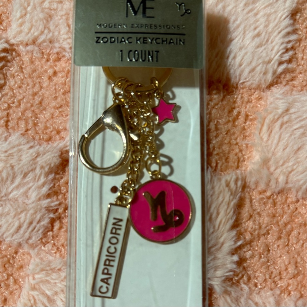 ME Makeover Essentials Pink and Gold Zodiac Keychain